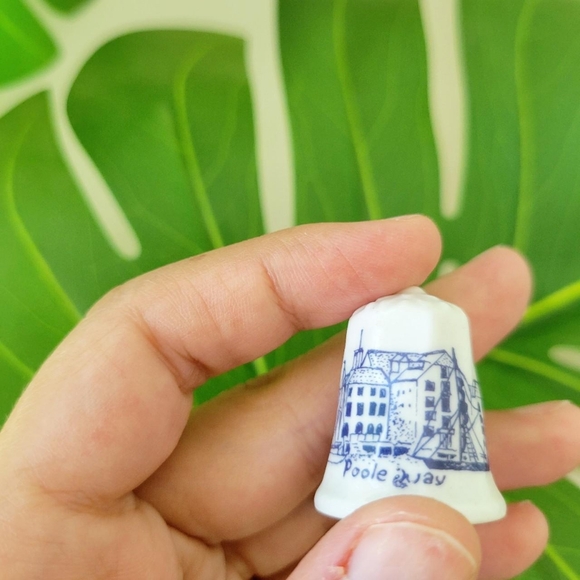 Vintage Poole Quay England Harbor Thimble - Picture 3 of 8